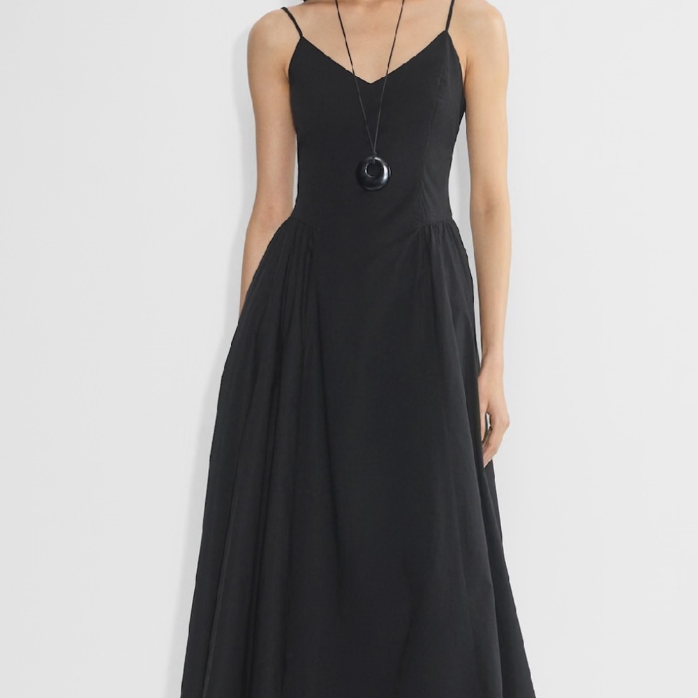 Aritzia Babaton Technique Poplin Dress V-neck cotton poplin maxi dress